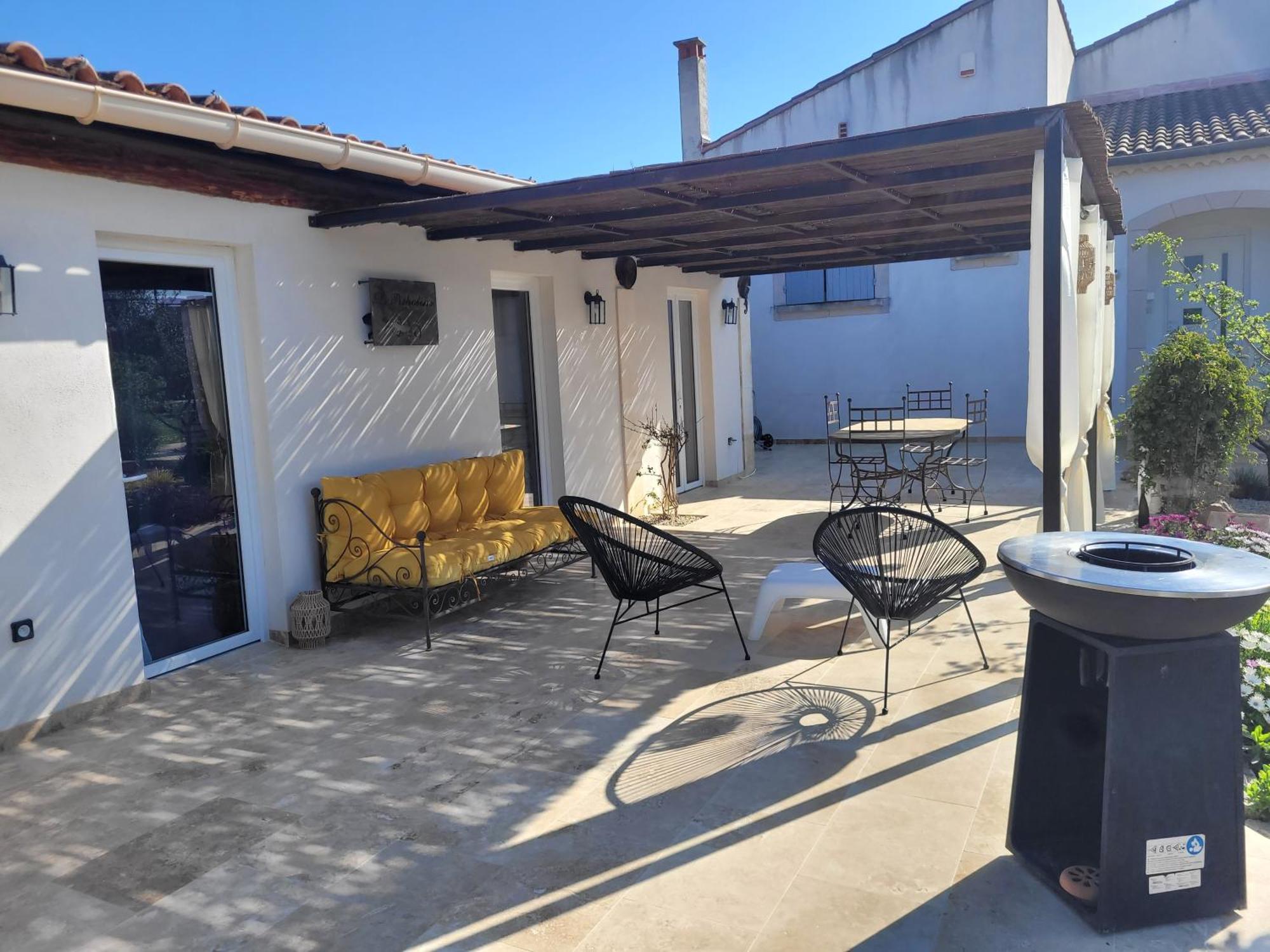 Maisonnette Avec Piscine La Picholine Châteaurenard 외부 사진